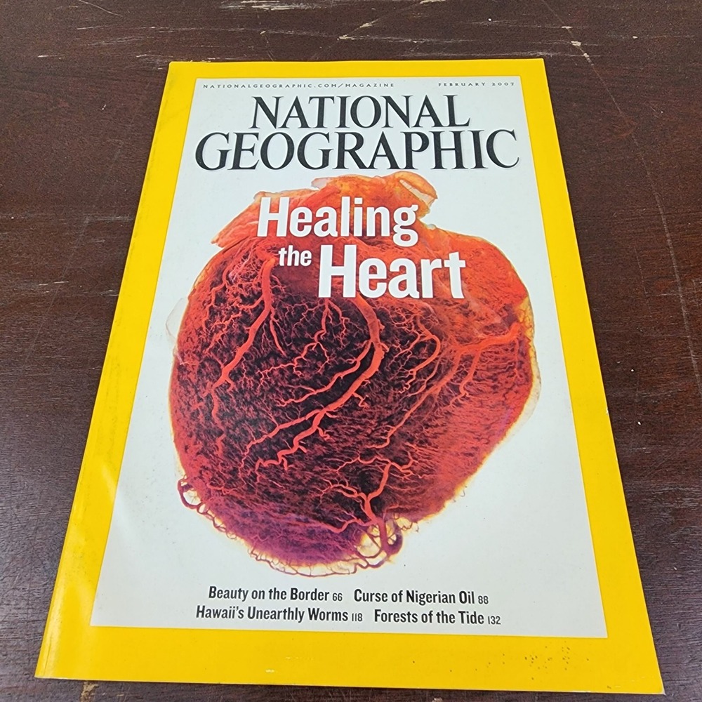 National Geographic‎ Magazine February 1997 No Insert